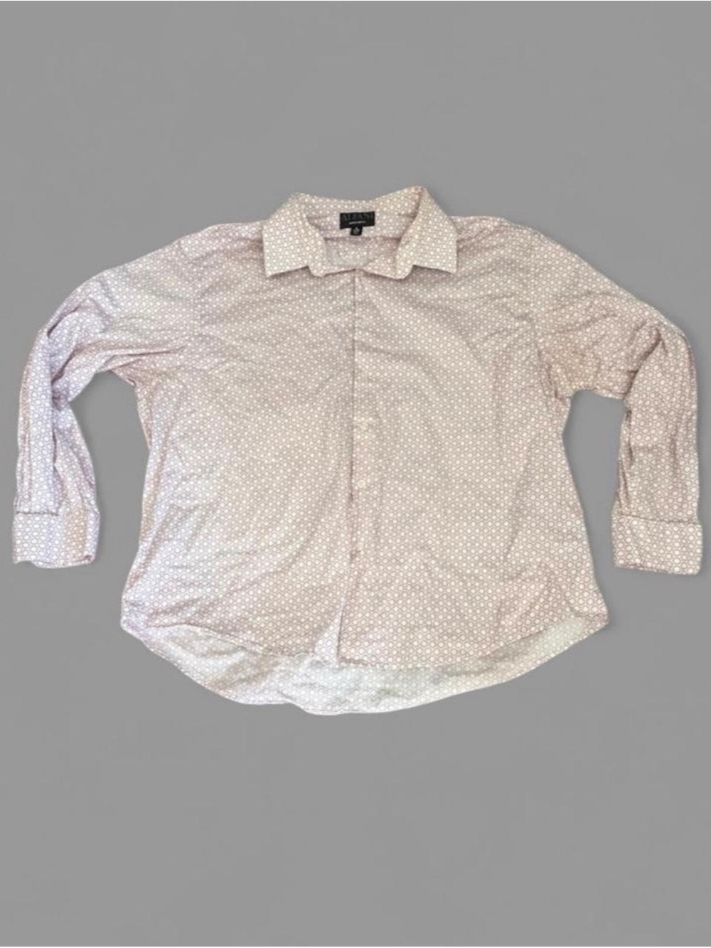 Men's White and Red Patterned Button-Down Dress Shirt for Professional Workwear